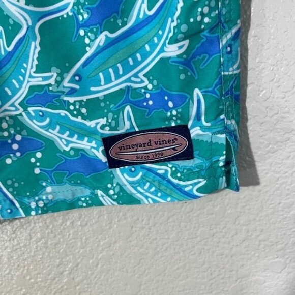 Vineyard Vines Swim Trunks Mens Small Shorts Blue Fish Print Logo 6" Inseam - Picture 3 of 5